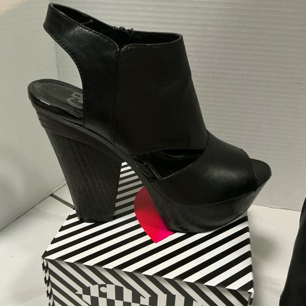 Black heels, worn only ONCE